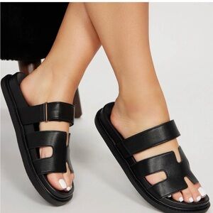 🏴 FASHIONOVA SANDALS